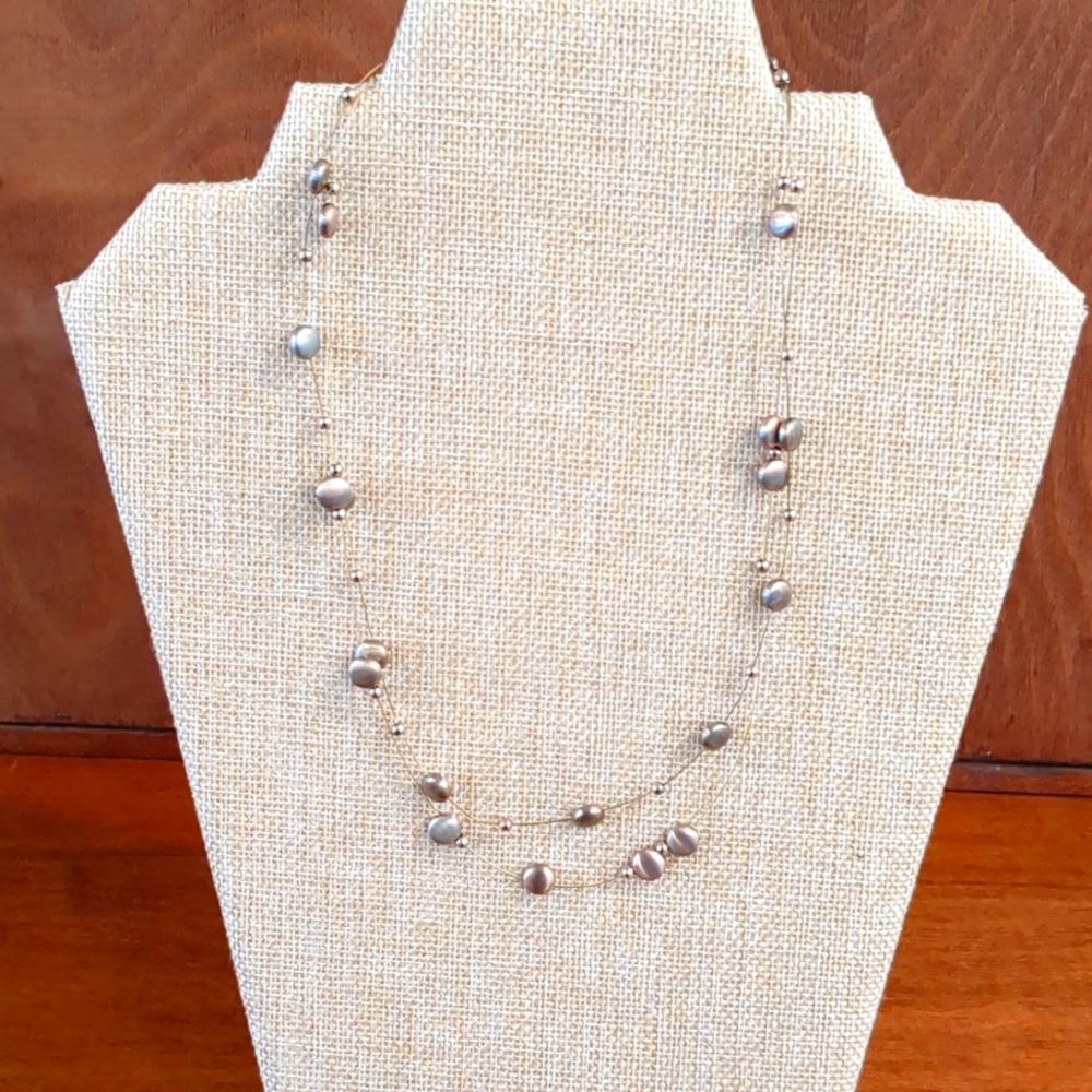 Nine West gold tone necklace